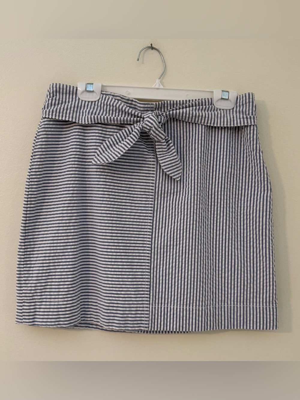 Vineyard Vines Seersucker Mini Skirt Sz 10 Blue/White